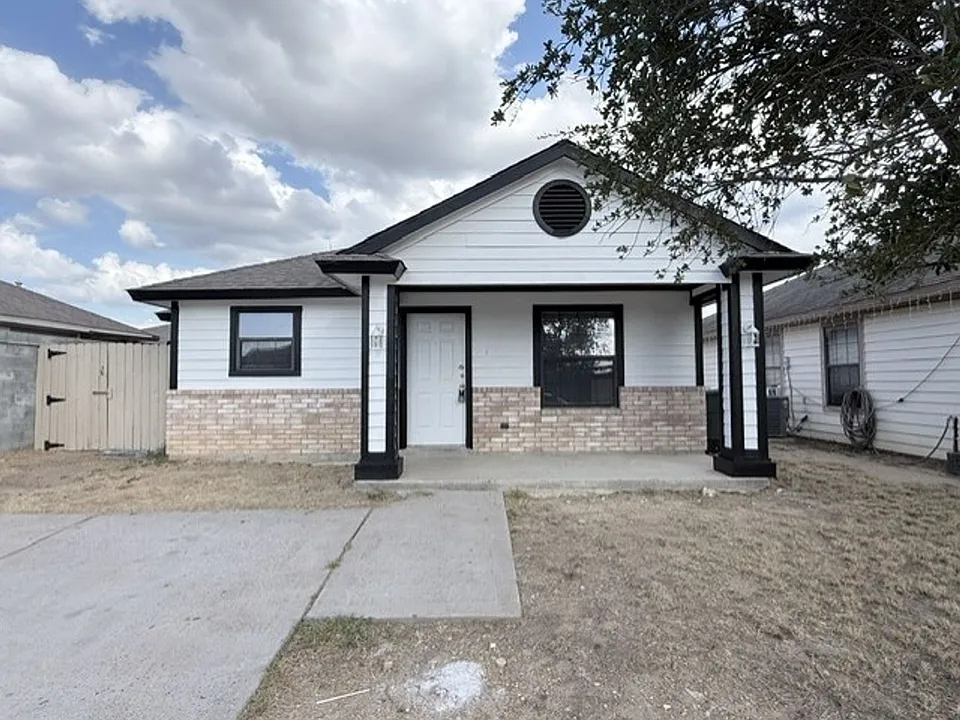 4515 Elizabeth Ave