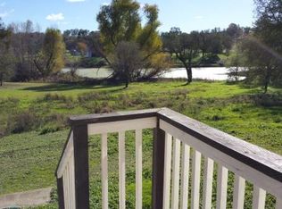 10731 Quartz Dr, Valley Springs, CA 95252