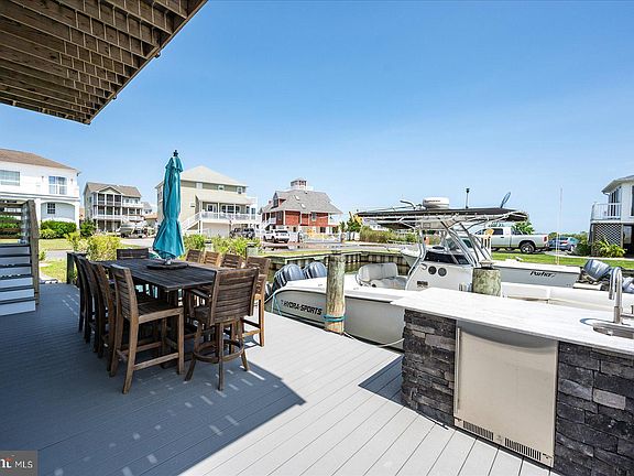 4th image of 12620 Quay Ln