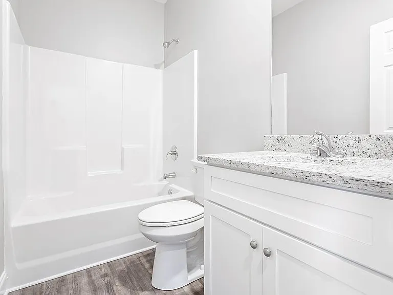 459 Irvin St #B — Photo 7