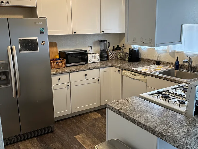 428 W Kelly Ave #B — Photo 8