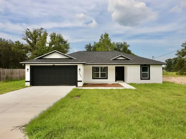 345 Malauka Loop, Ocklawaha, FL 32179