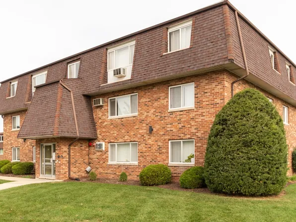 7100 Laverne Ln APT 3, Tinley Park, IL 60477