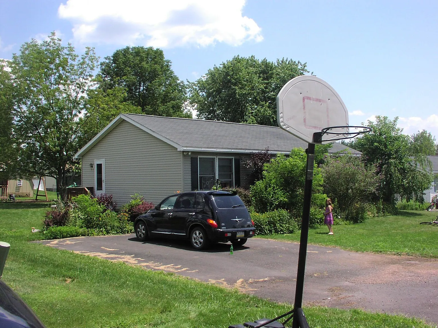 4 Joan Dr photo 1