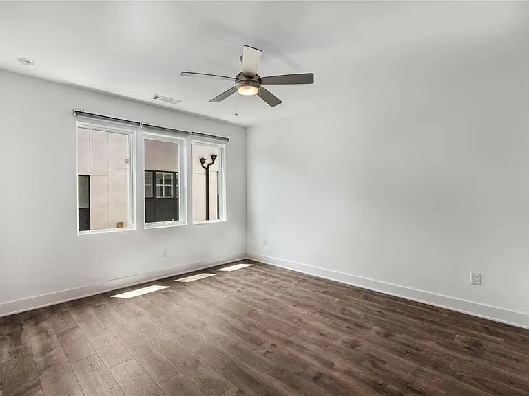 1225 Chelsea Cir NW — Photo 27