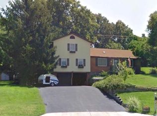 1006 S Main St, Columbia, IL 62236