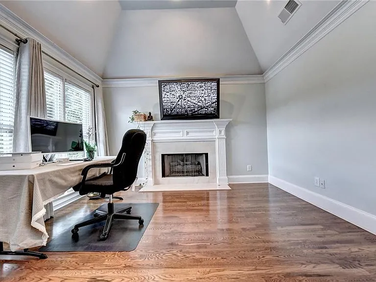 645 Falls Bay Ct — Photo 54