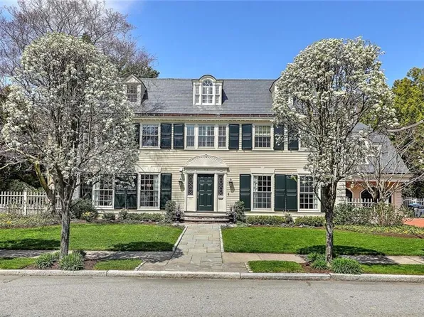 750 Elmgrove Ave, Providence, RI 02906