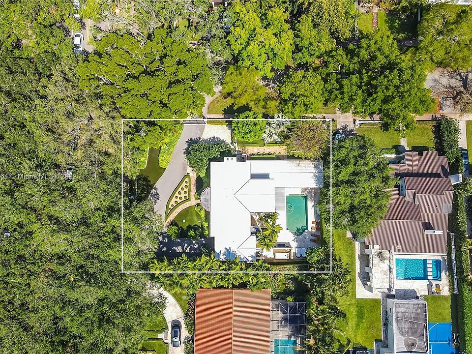 1st image of 1400 Coral Way