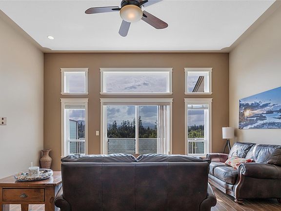 5th image of 6245 Pleasant Ridge Pl #101