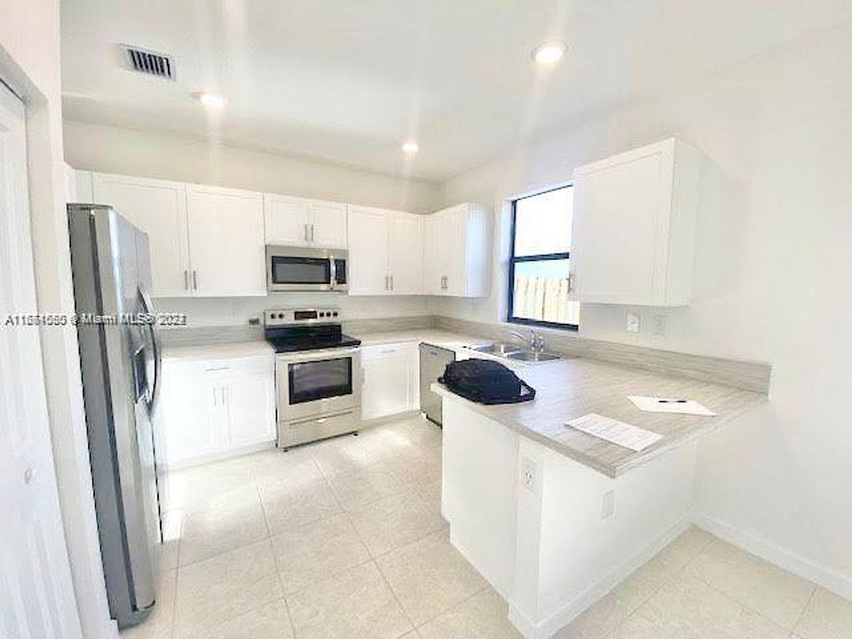 1st image of 20630 NE 5th Pl #20630