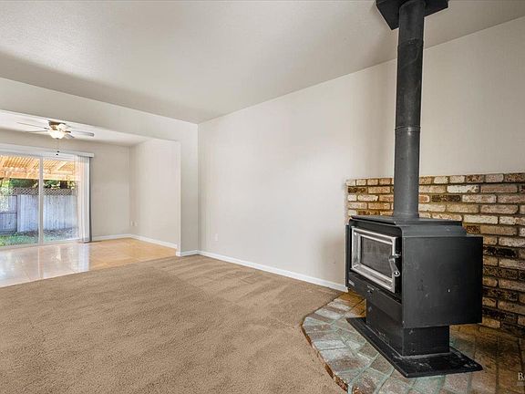 2nd image of 2772 Rochele St