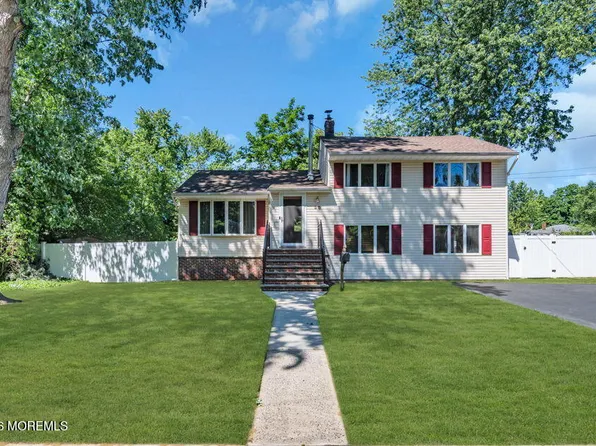 56 Stephenville Boulevard, Red Bank, NJ 07701