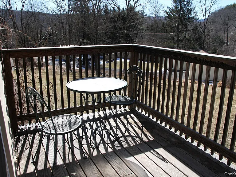 11 John Taylor Dr #A — Photo 4