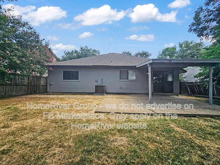 9839 Kelton Dr — Photo 15