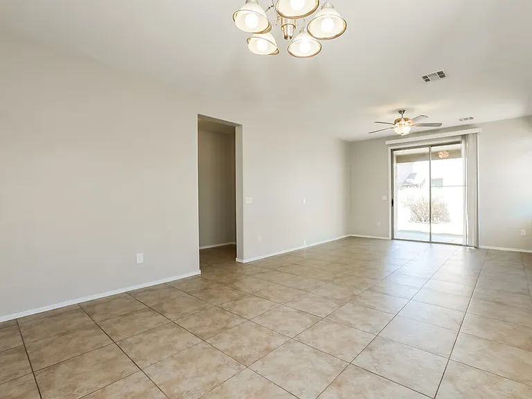 2202 W Gold Dust Ave — Photo 6