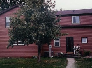 13854 Irish Ridge Rd, Burlington, IA 52601