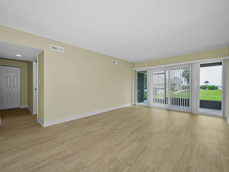 645 Windrush Bay Dr — Photo 6