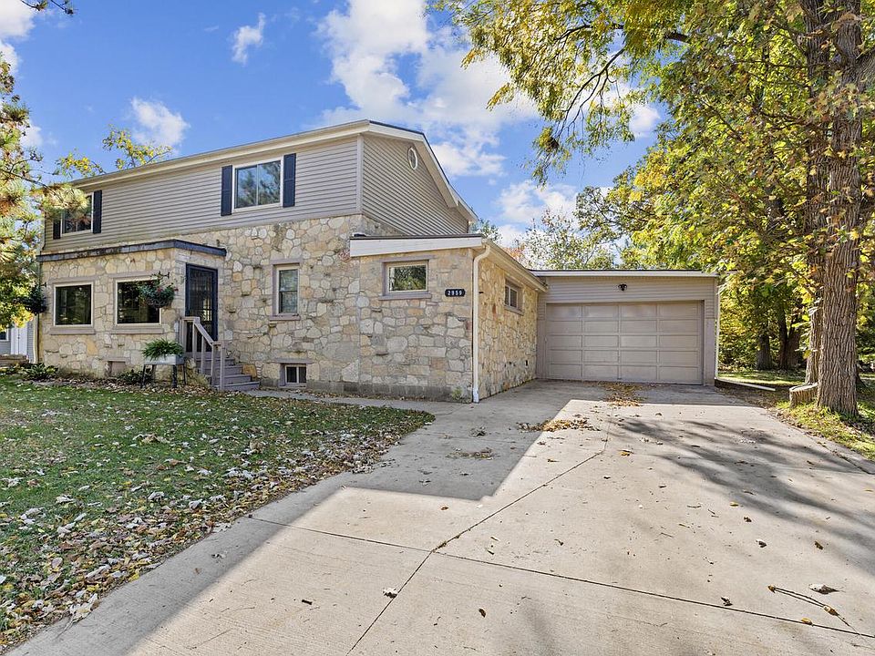 1st image of 2959 North STREET