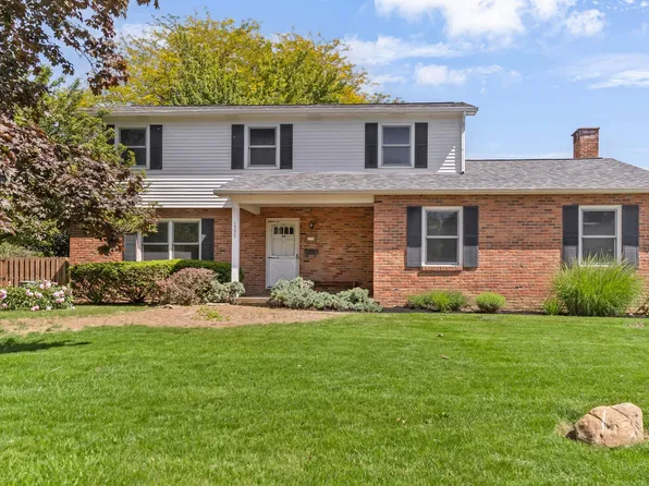 1330 Darcann Dr, Upper Arlington, OH 43220