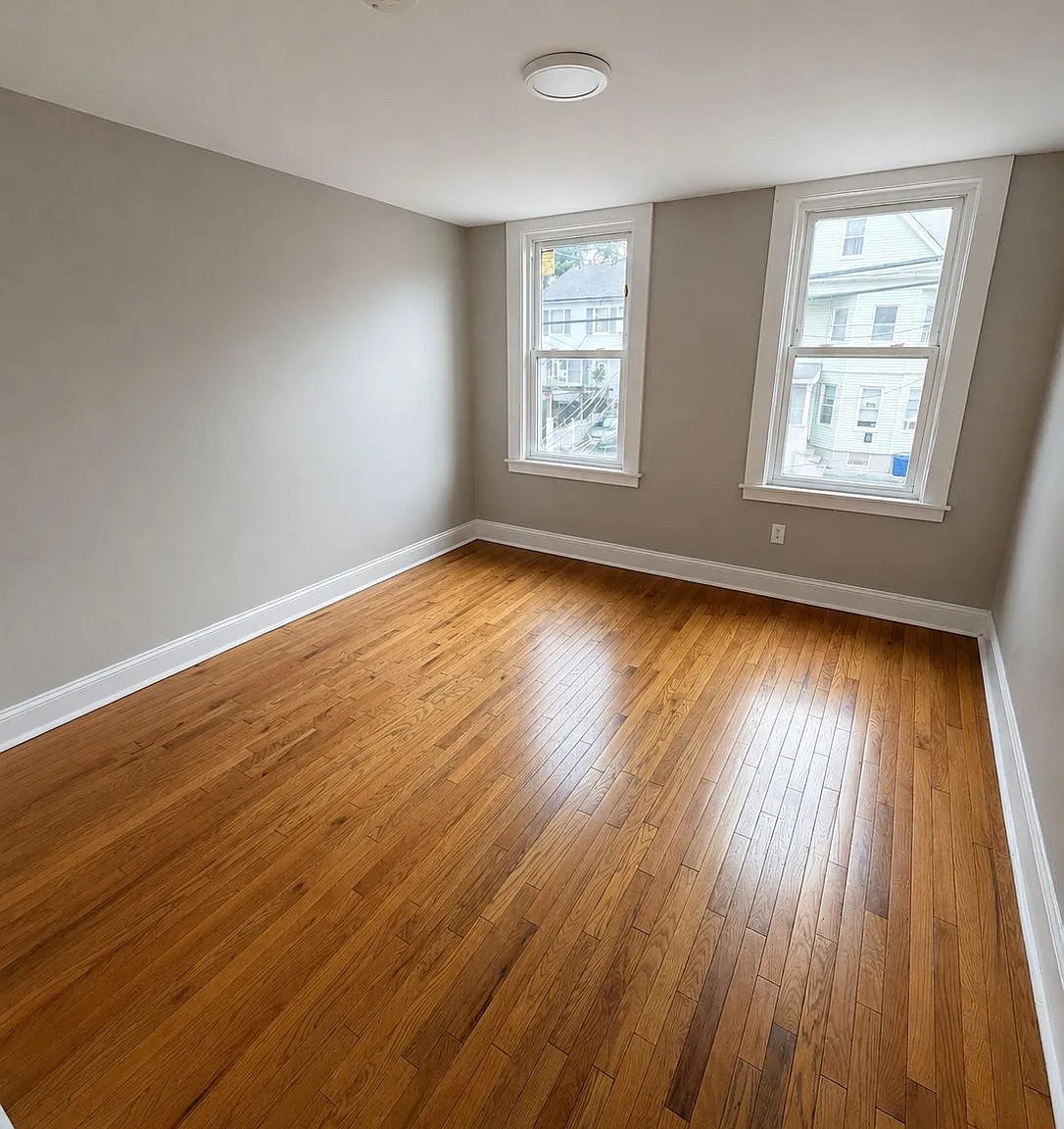 3 bed, $1,745 — Photo 4