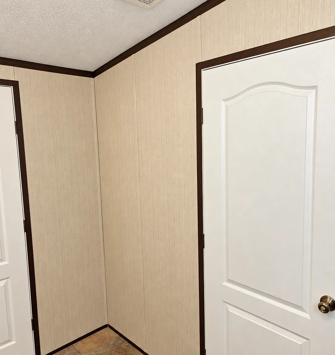 3 bed, 1150 sqft, $1,050 — Photo 3
