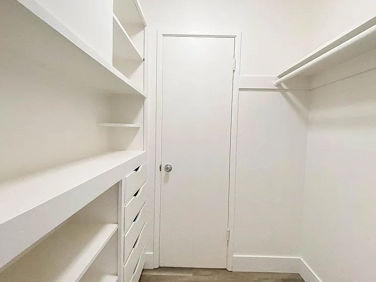 Carlson Drive Apartments — Photo 28