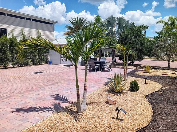 3rd image of 2306 Saint George Dr #2133