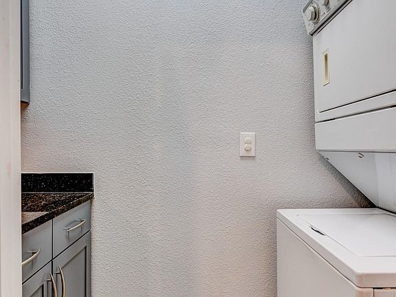 5th image of 2299 Lone Star Dr APT 108