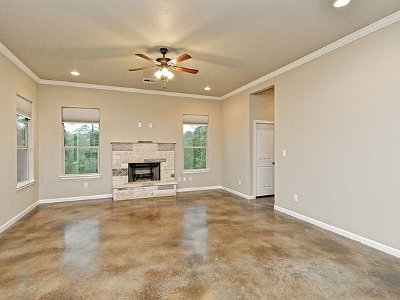 5th image of 323 Kaanapali Ln