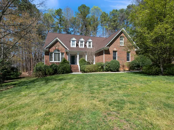113 Eyemouth Ct, Cary, NC 27513