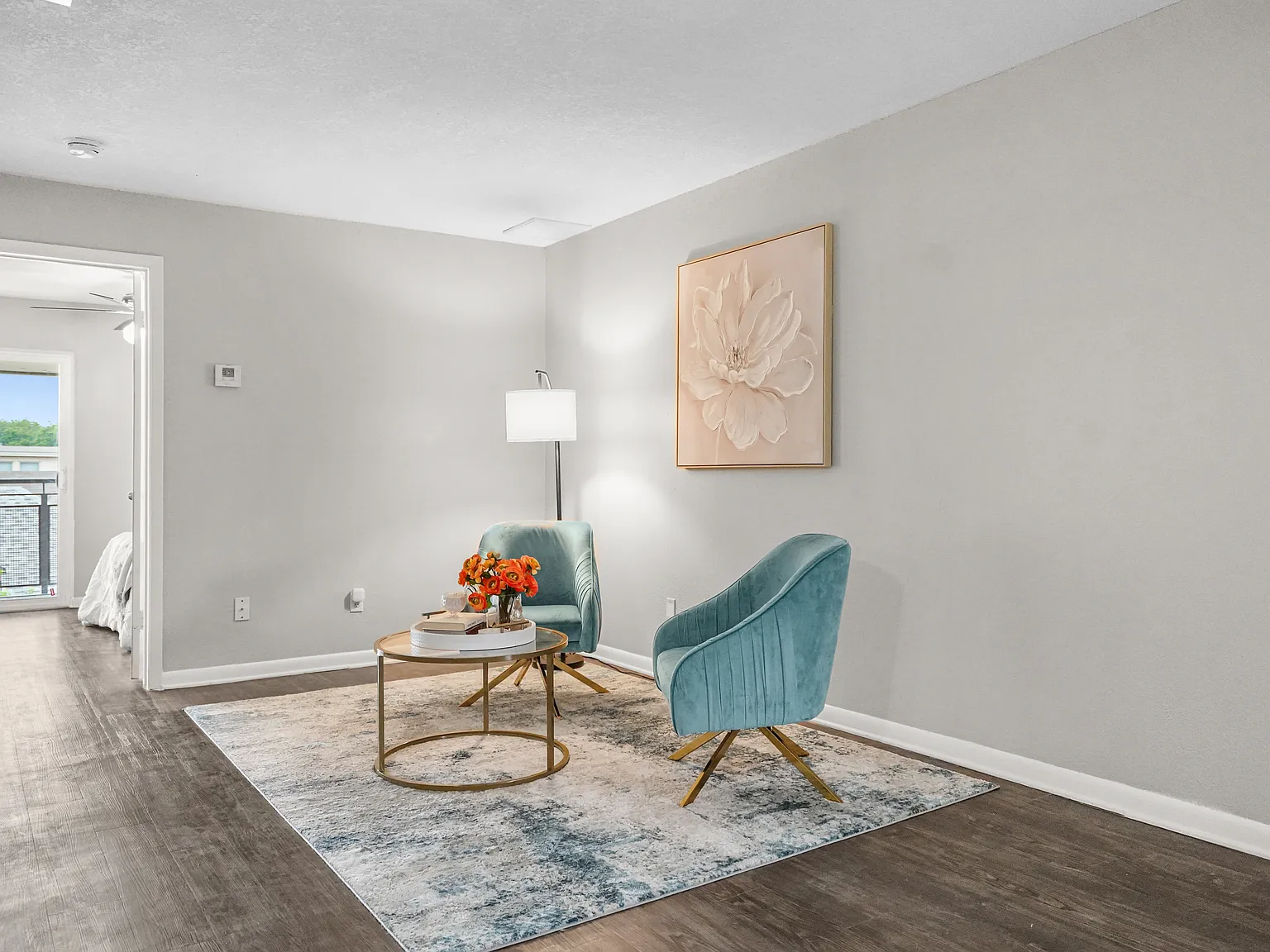 1 bed, 567 sqft, $1,000 — Photo 2