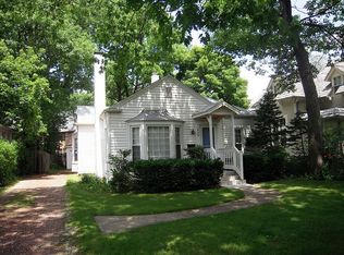 424 E North Ave, Lake Bluff, IL 60044