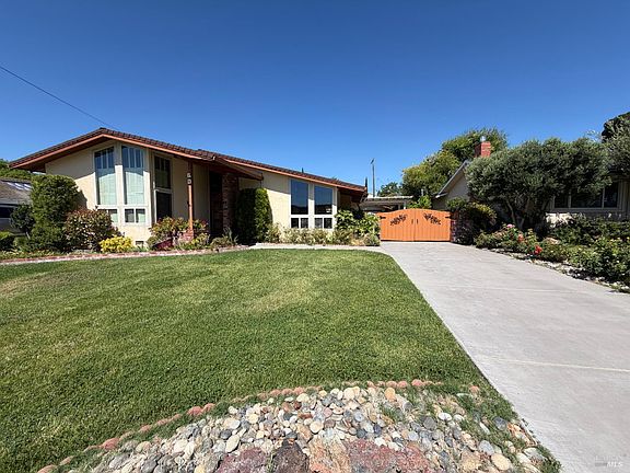 5th image of 60 Highland Drive