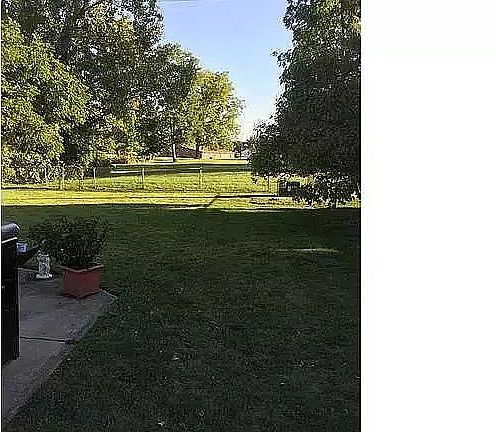 3rd image of 38715 Monmouth St