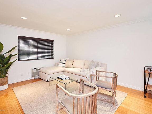 2nd image of 3220 Altura Ave APT 138