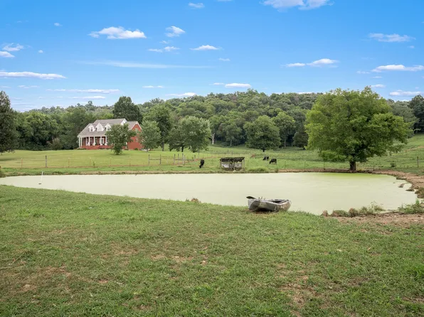 206 Hickerson Rd, Wartrace, TN 37183