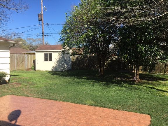 2nd image of 131 Sage St