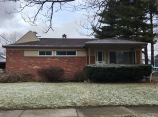 906 Carolina, Marysville, MI