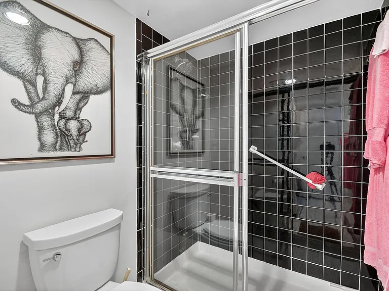 8200 Lakeshore Dr #507 — Photo 38