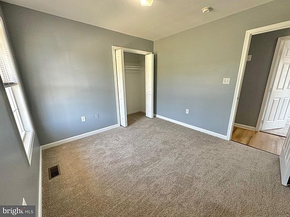 5th image of 30027 Greenspring Dr