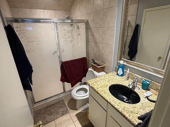 5th image of 1806 Green Gate Dr