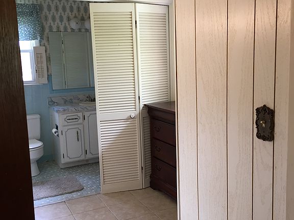 Master bath with closet