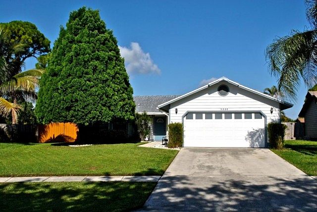 1st image of 5220 El Claro Cir