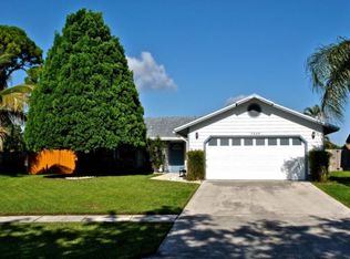 5220 El Claro Cir, West Palm Beach, FL 33415