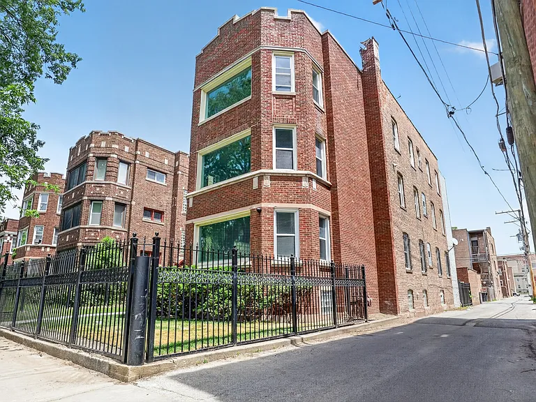 7847 S Bennett Ave #1 — Photo 34