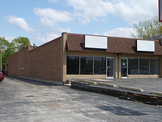 2nd image of 15347 Cicero Ave