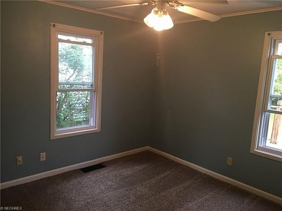 4th image of 826 Newgarden Ave