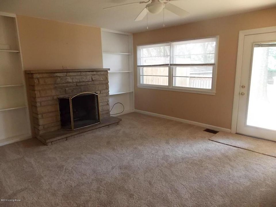 2nd image of 1044 Oakwood Ave