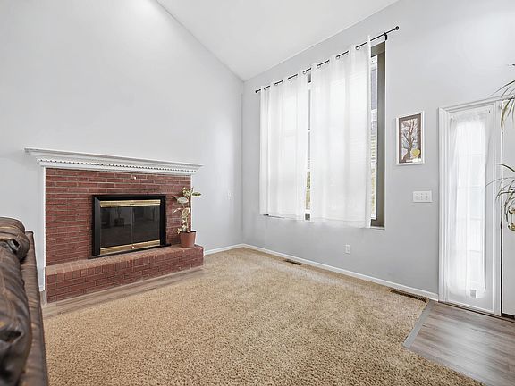 2nd image of 2037 Bluestem Dr